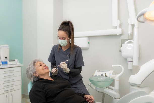 Best Emergency Tooth Extraction in Fairview, CA